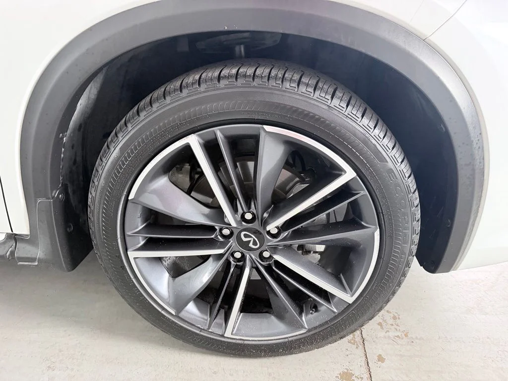 Certified Used 2023 White INFINITI SPORT image 4