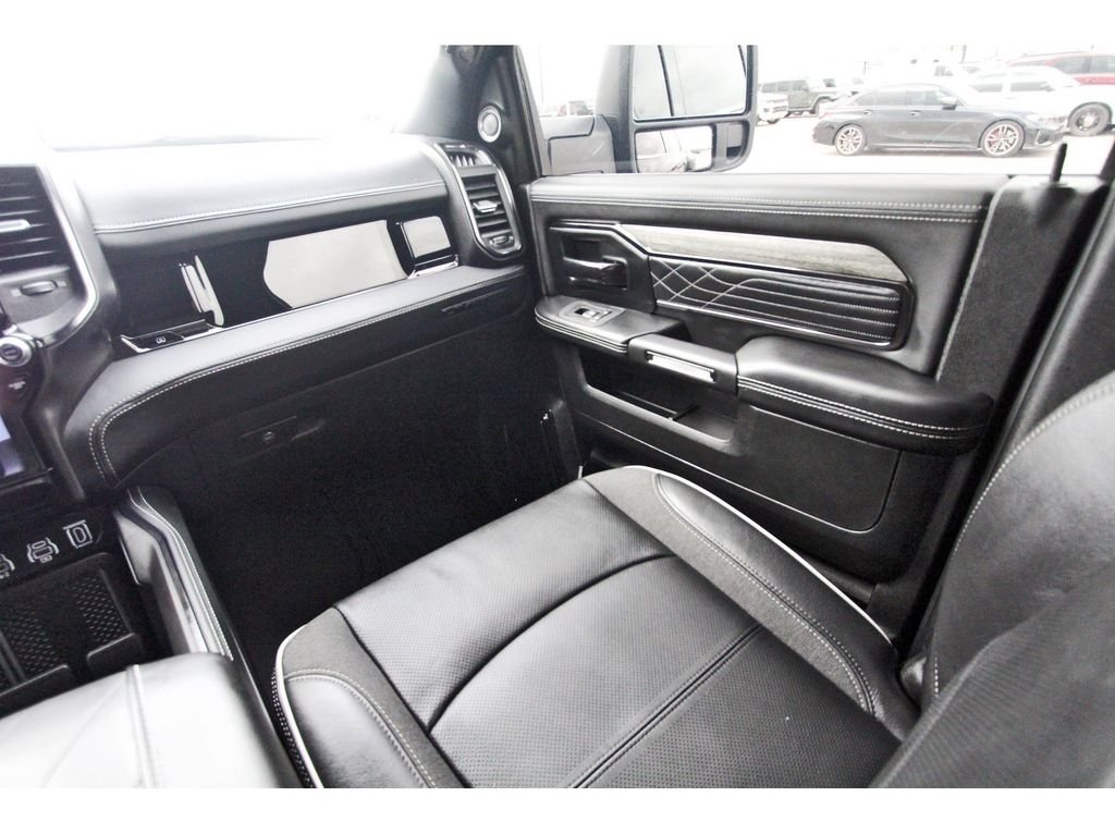 Used 2025 Black Ram Limited image 13