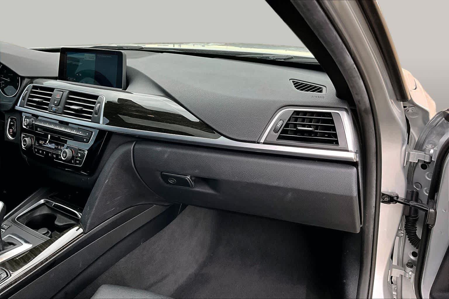 Used 2016 SILVER/EBONY BMW 328i image 19