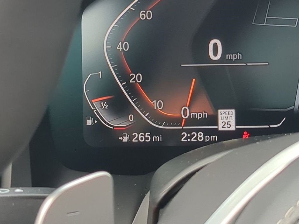 2026 BMW 8 Series 840i - Photo 27