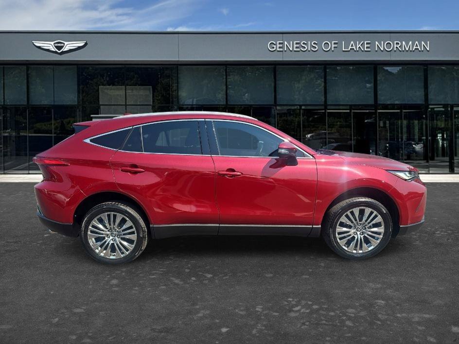 Used 2022 Ruby Flare Pearl Toyota XLE image 4