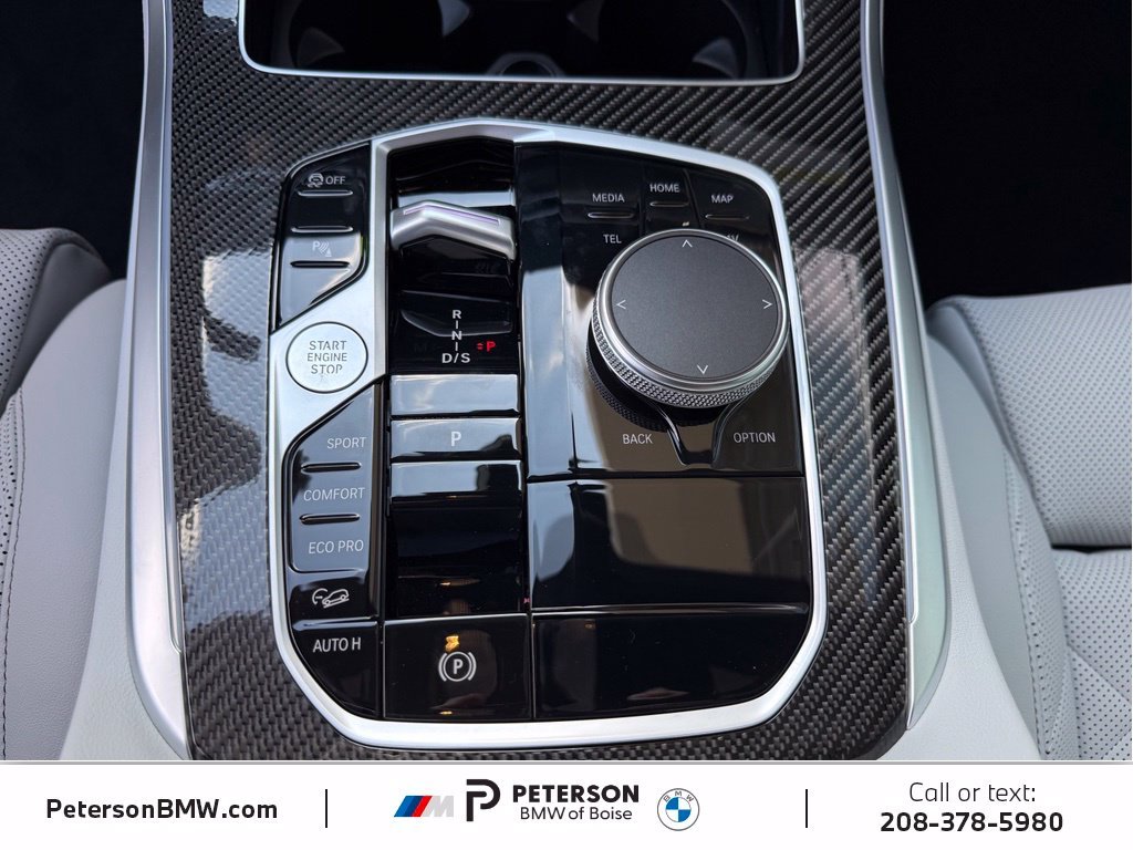 New 2026 Alpine White BMW M60i image 27
