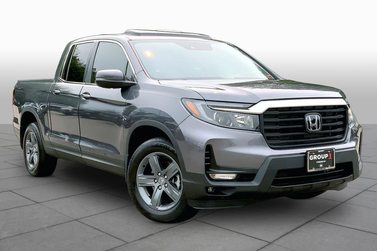 Certified Used 2023 Modern Steel Metallic Honda RTL image 3
