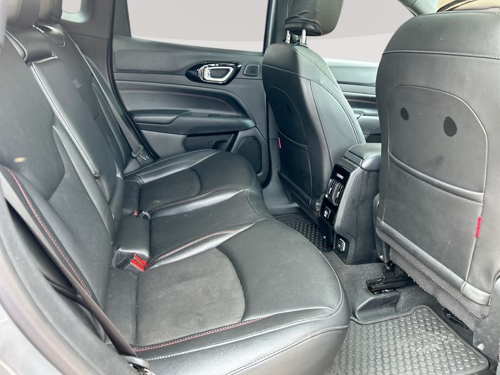 Used 2024 Gray Jeep Trailhawk image 29
