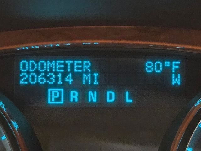Used 2011 White Buick CXL image 29