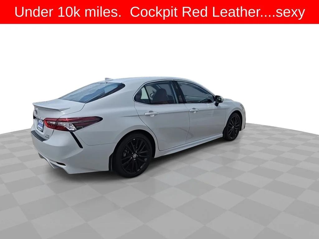 Used 2022 White Toyota XSE image 8