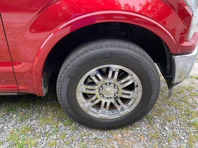 Used 2019 Red Ford Lariat image 10