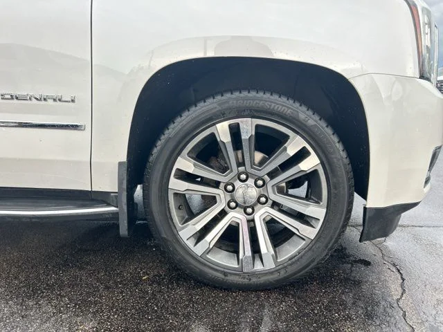 Used 2017 White Frost GMC Denali image 14