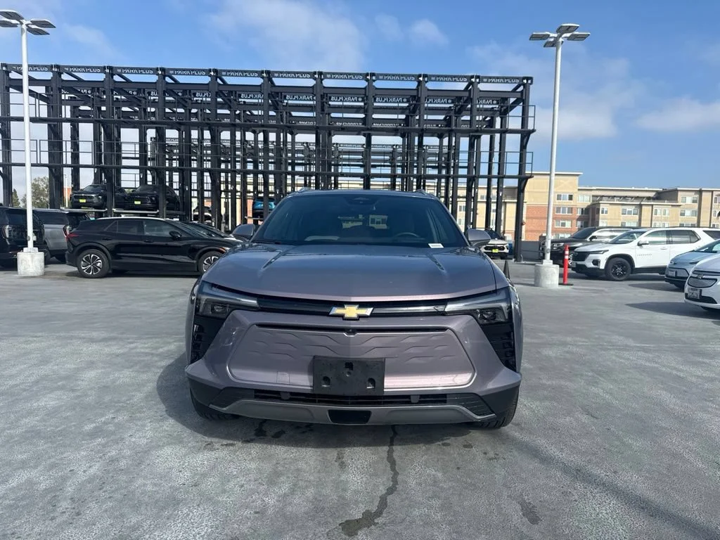 Used 2024 Chevrolet Blazer EV LT with VIN 3GNKDBRJ1RS249425 for sale in Los Angeles, CA