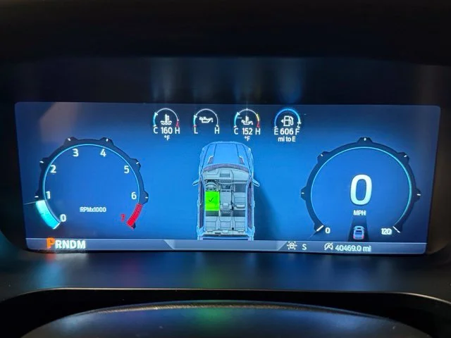 Used 2025 Blue Ford XLT image 18