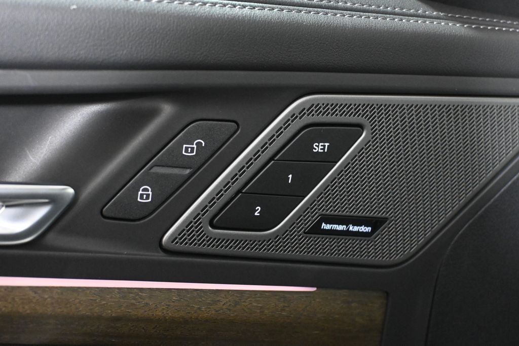 New 2026 Jet Black BMW xDrive28i image 29