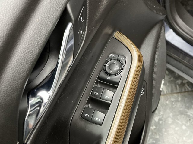 Used 2019 Blue Steel Metallic GMC SLE image 7