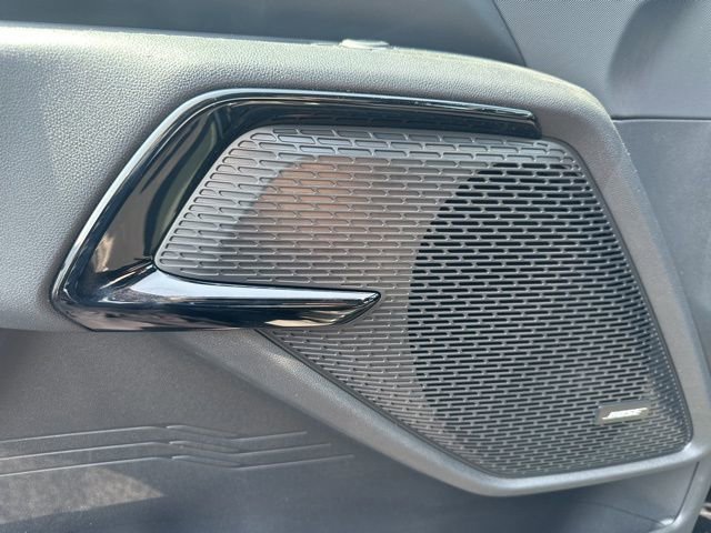 2025 Chevrolet Silverado EV RST - Photo 10