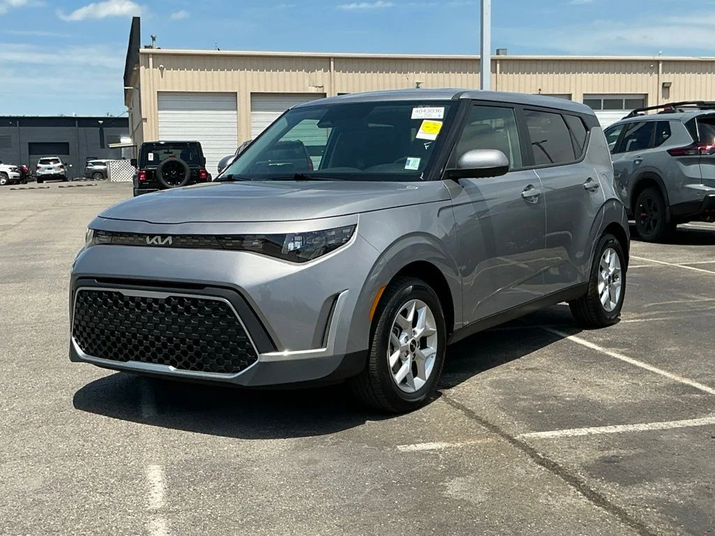 Used 2025 Steel Gray Kia LX image 2