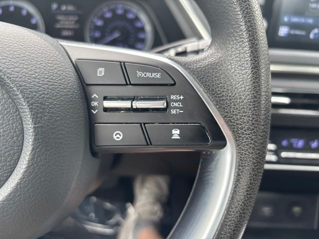 Used 2022 Phantom Black Hyundai SEL image 19