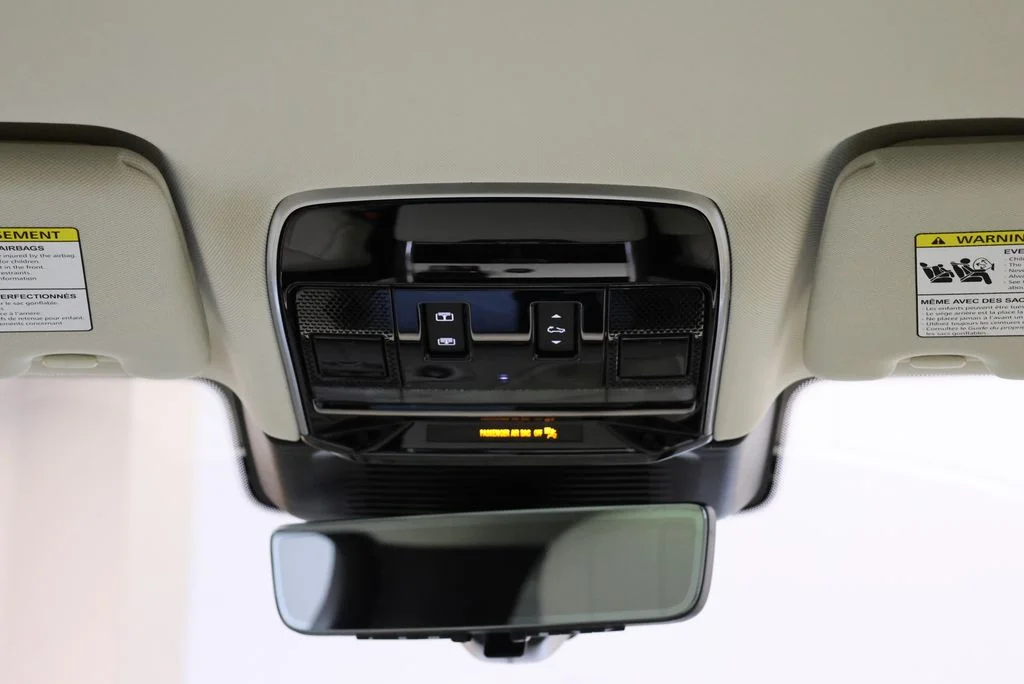 2026 Land Rover Range Rover SE - Photo 14
