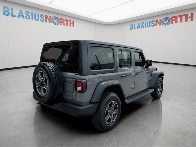 Used 2022 Gray Jeep Unlimited Sport S image 5