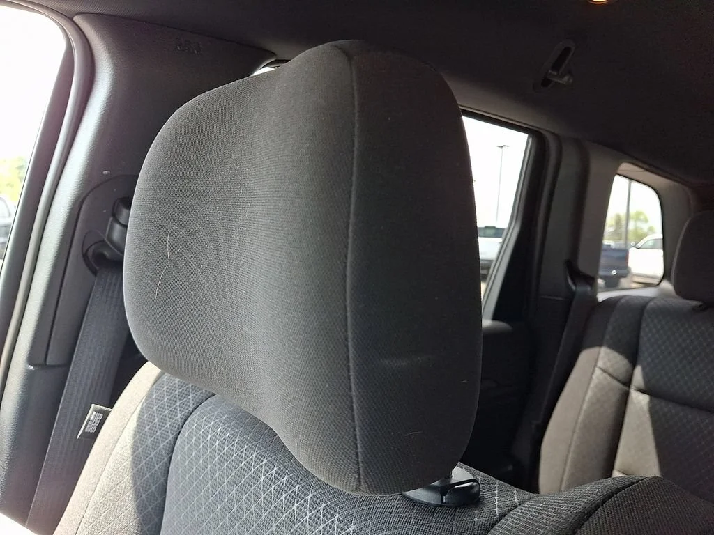 Used 2021 Bright White Clearcoat Jeep Laredo E image 18