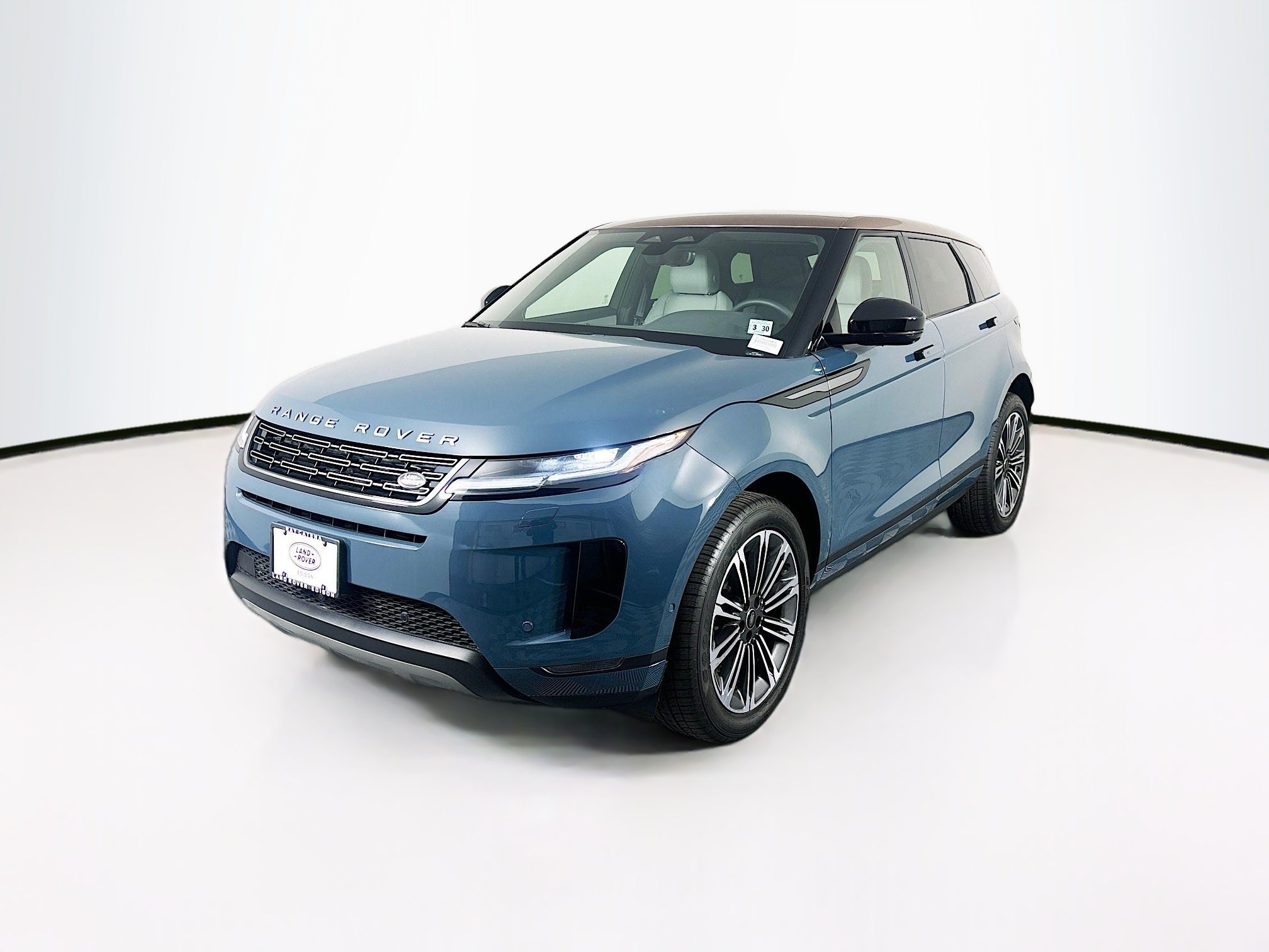 2026 Land Rover Range Rover Evoque