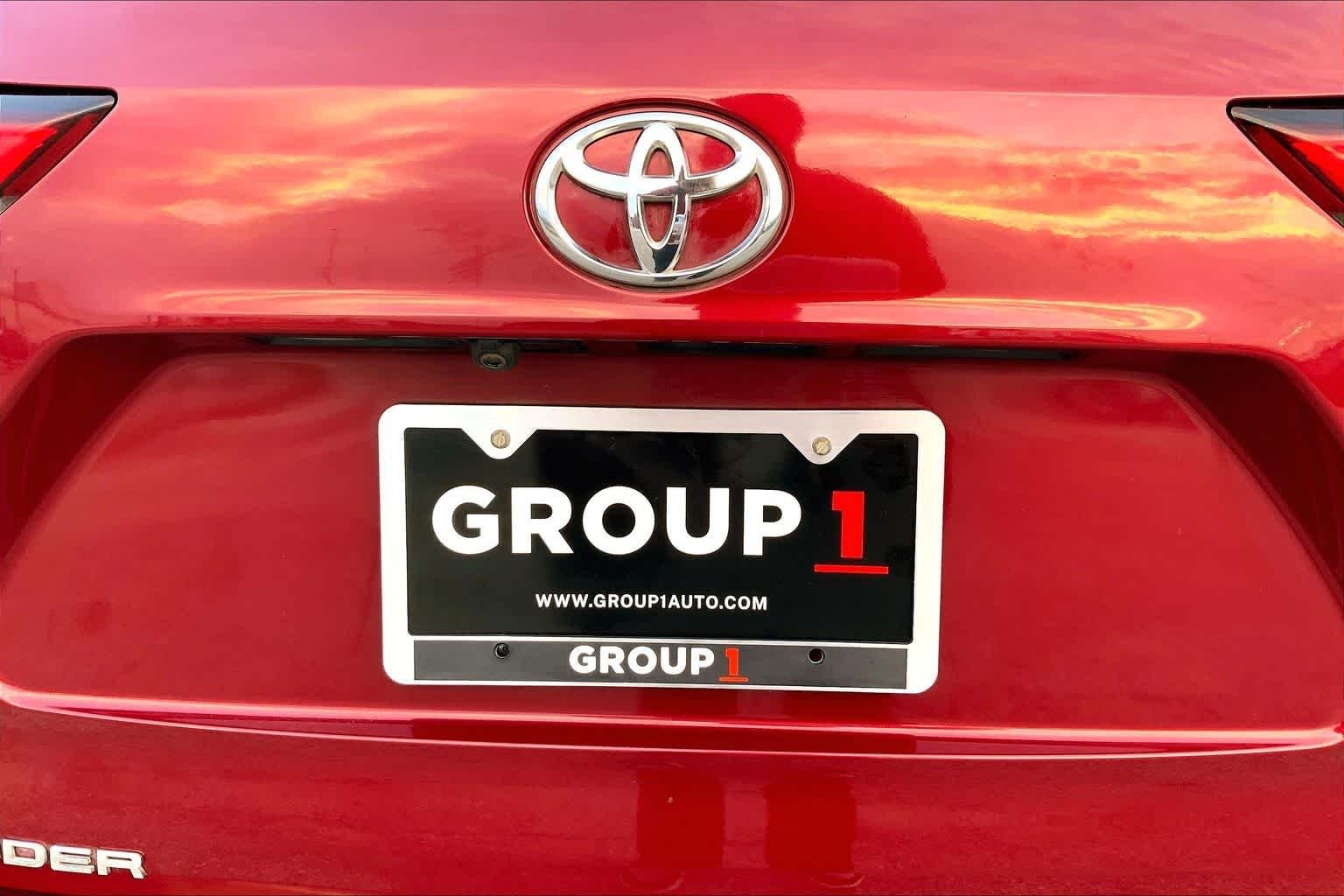 Used 2022 Ruby Flare Pearl Toyota LE image 10