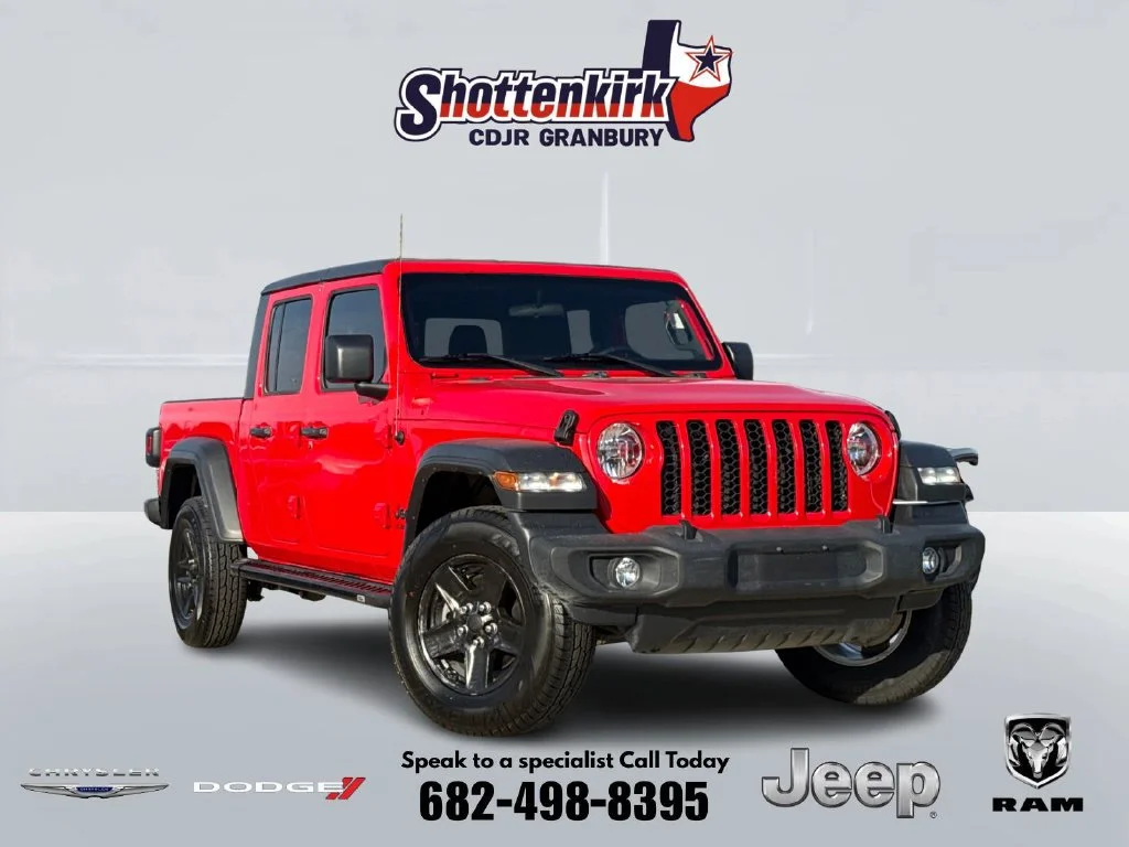 Used 2020 Red Jeep Sport image 1
