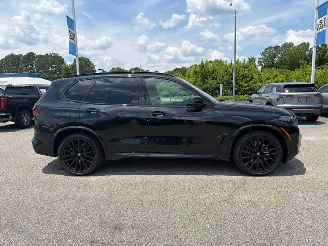 Used 2026 Black BMW xDrive40i image 2