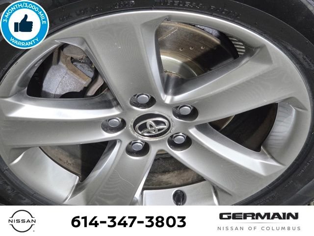 Used 2015 Gray Toyota XLE image 12