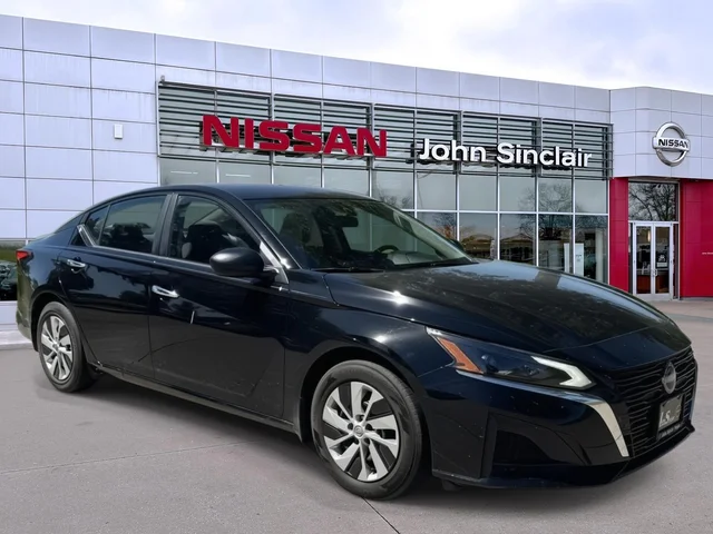 30K Miles or Less | John Sinclair Nissan