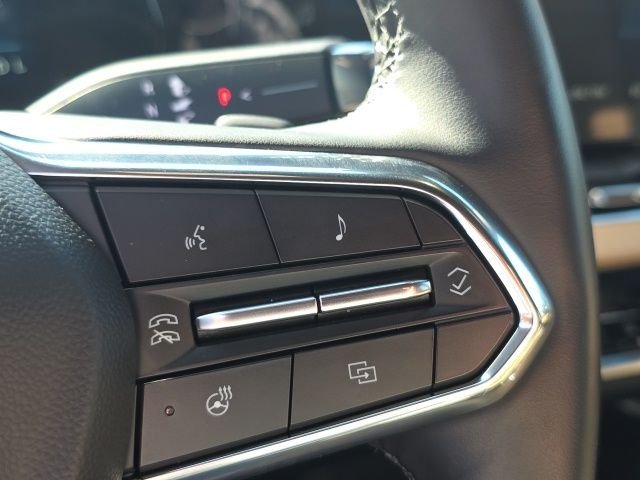 Used 2025 Red Chevrolet ACTIV image 18