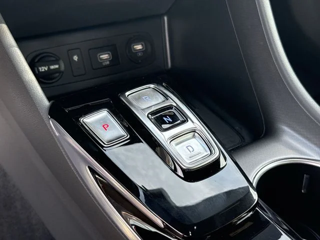 Used 2023 Red Hyundai Limited image 19