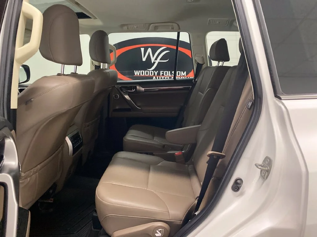 Used 2022 Starfire Pearl Lexus GX 460 Premium image 14