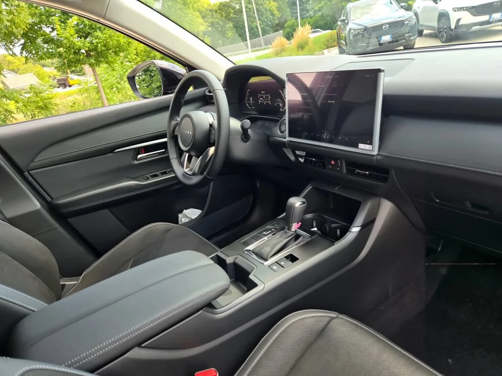 New 2026 Jet Black Mica Mazda 2.5 S Preferred AWD image 5