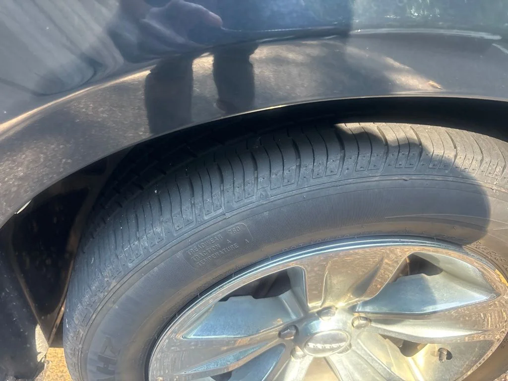 Used 2016 Black Dodge SXT image 21