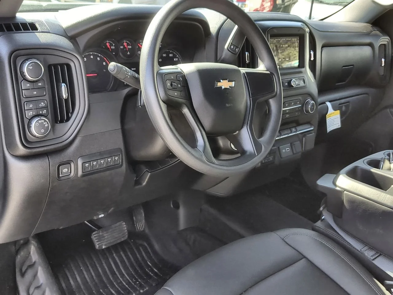 2025 Chevrolet Silverado 3500 HD Work Truck - Photo 10