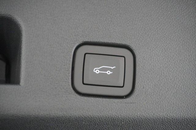 2026 Chevrolet Traverse LT - Photo 9