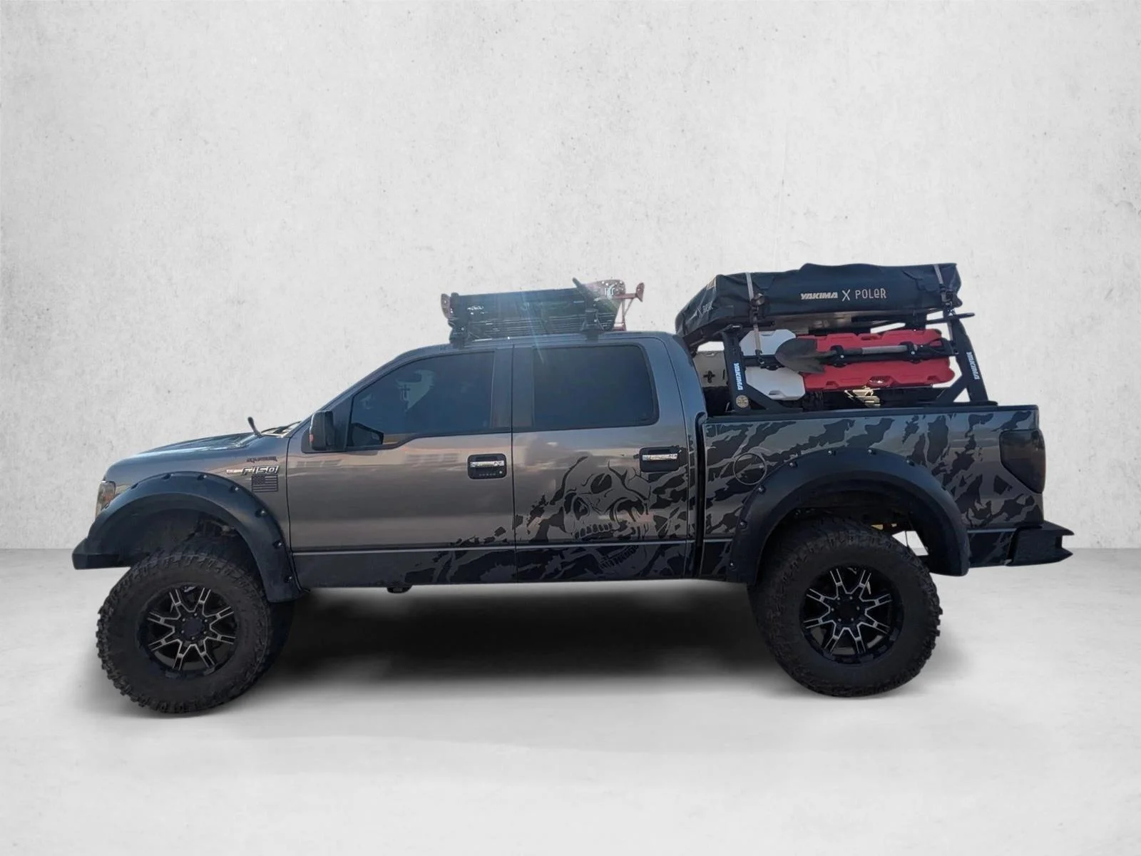 Used 2013 Sterling Gray Metallic Ford XLT image 8