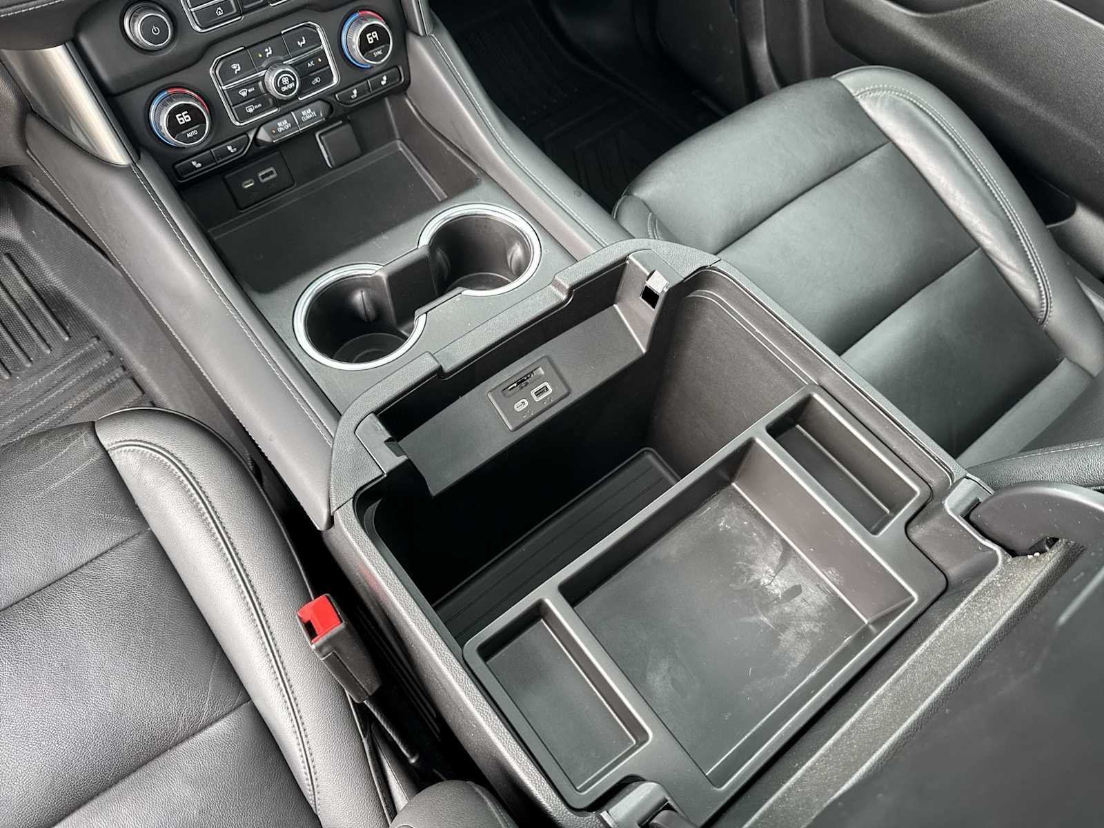 2021 Chevrolet Tahoe Z71 - Photo 23