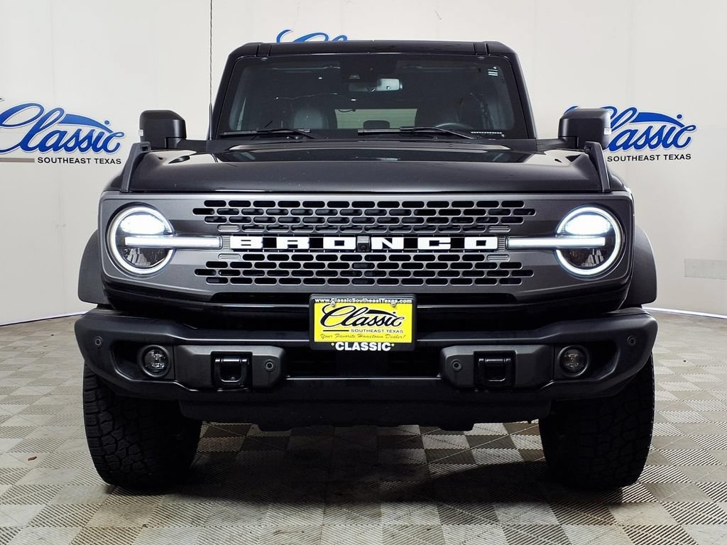 Used 2023 Shadow Black Ford Base image 3