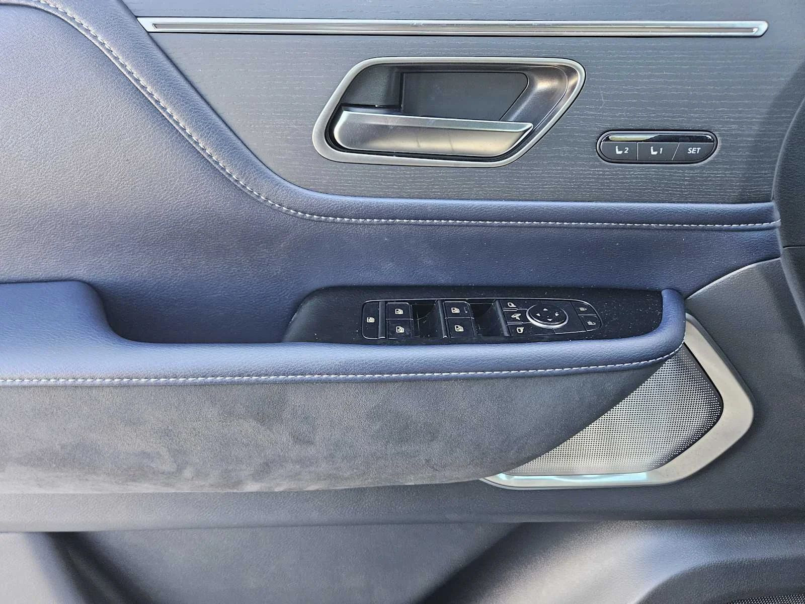 2026 INFINITI QX80 Sport - Photo 17