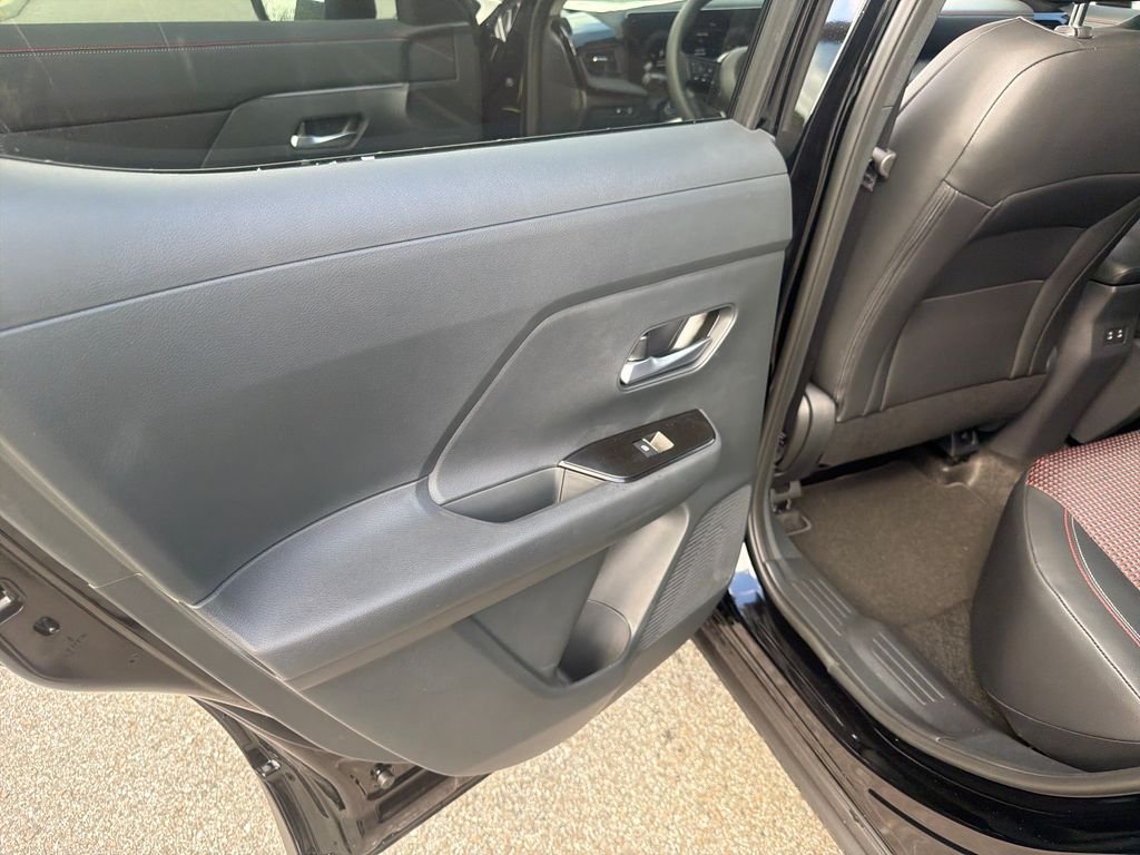 New 2026 Nissan Kicks SR 4D Sport Utility