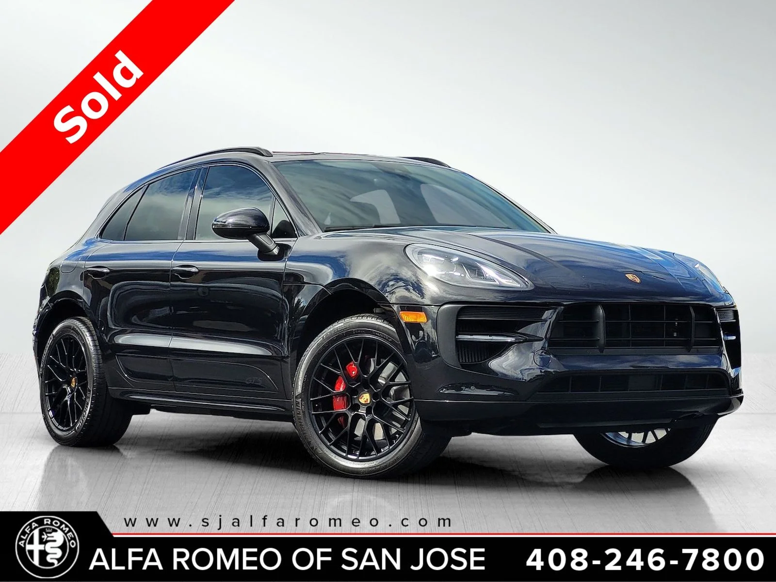 2020 Porsche Macan GTS's photo