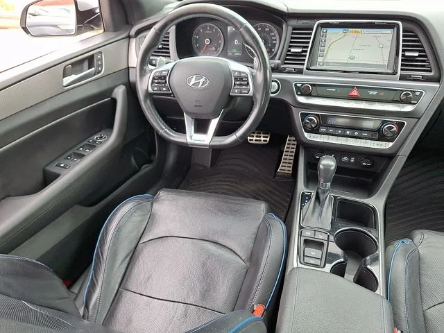 Used 2018 Silver Hyundai Limited 2.0T+ image 14