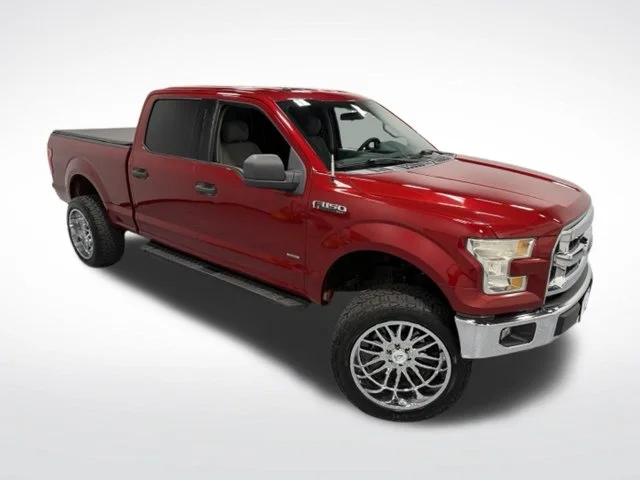 Used 2017 Red Ford XLT image 28