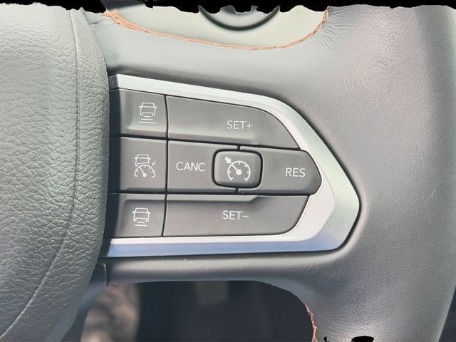Certified Used 2022 Gray Jeep Limited image 21