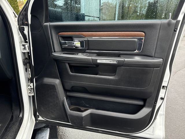 Used 2016 Bright White Clearcoat Ram Laramie image 20