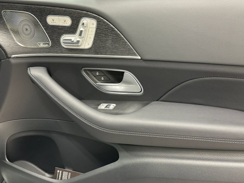 New 2026 MANUFAKTUR Silicon Grey Mercedes-Benz GLE 350 image 55