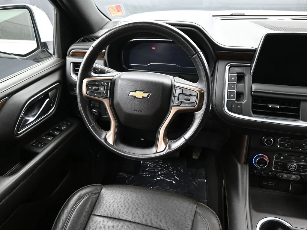Used 2022 Beige Chevrolet High Country image 5