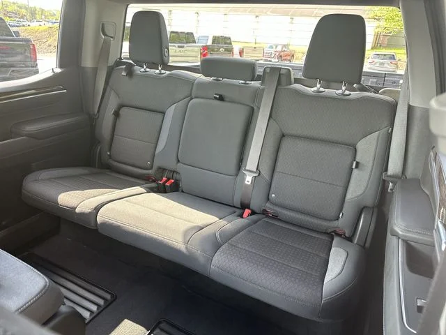Used 2023 Red GMC Elevation image 27