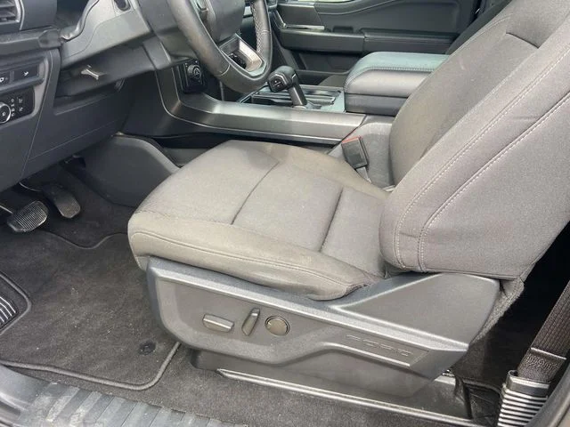 Used 2024 Black Ford XLT image 11