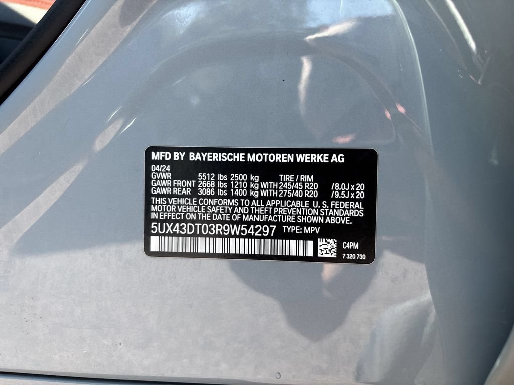 Used 2024 Gray BMW M40i image 24